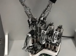Разработана роботизированная рука, полностью копирующая человеческую