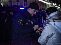В Одессе нацгвардеец сделал предложение любимой прямо в Новогоднюю ночь