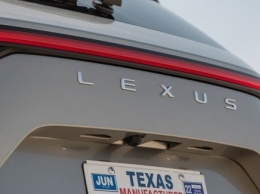 Lexus откажется от эмблемы на новых авто