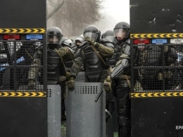 Все въезды в столицу Казахстана перекрыли усиленными блокпостами