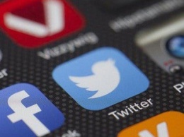 Twitter тестирует функцию видеореакции на твиты