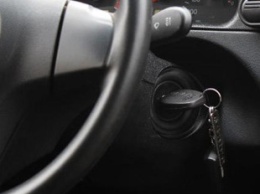 Власти США установят аварийные выключатели в новых автомобилях
