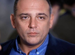 Депутат «Слуги народа» возмущен тем, что украинских судей будут проверять иностранцы со скандальной репутацией