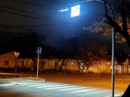 Работы по освещению пешеходных переходов в Одессе продолжаются. Фото