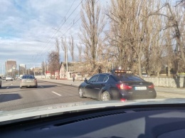 По богатому: в Киеве заметили учебный Lexus | ТопЖыр