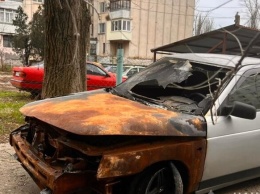 Дикая месть: житель Одессы сжег автомобиль обидчика
