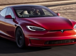 Tesla обновила Model S