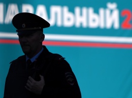 МВД: полицейских будут увольнять за "любые" политические взгляды
