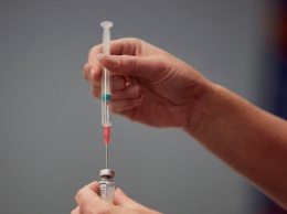 Израиль готовится к вакцинации от коронавируса младенцев: названа дата