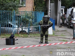 Алкоголики усердно «минируют» здания по всей Украине и грозят тотальным террором