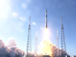 Ракета Falcon-9 компании SpaceX со спутником, который разработали в Днепре, успешно стартовала