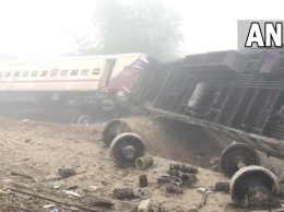 В Индии поезд сошел с рельсов: девять жертв, десятки пострадавших