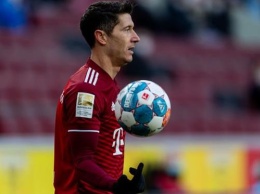 Левандовски забил 300 гол в Бундеслиге