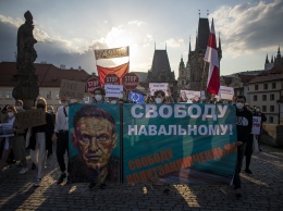 В Чехии и Болгарии прошли акции в поддержку политзаключенных в РФ