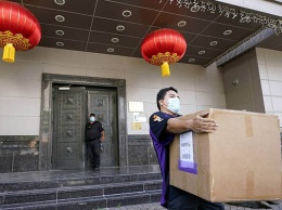 В Пекин «омикрон» прибыл на посылке из Канады