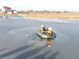 В Днепропетровской области мужчина переходил реку по льду и погиб