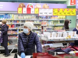 Нужно ли сдавать вещи в супермаркете: разъяснение юристов