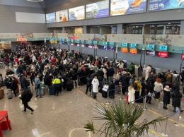 В одесском аэропорту из-за "минирования" застряли пассажиры