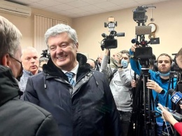 Как ожидается, Печерский суд объявит меру пресечения Порошенко