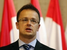 Глава МИД Венгрии прокомментировал обвинения в сотрудничестве с РФ