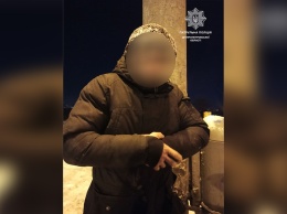 В Днепре полицейские помогли мужчине, который потерялся ночью и замерз