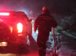 В Крыму 30 авто спасли из снежного плена на дороге Судак-Новый Свет