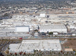 Предприятие Tesla в Калифорнии признано самым производительным автомобильным заводом в США