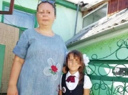 В Крыму собирают деньги на похороны девочки, выброшенной мамой из окна