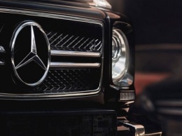 Даже фары новые: Mercedes готовит обновление внедорожника G-Class