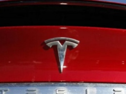 Компания Tesla сообщила о рекордной прибыли и не будет выпускать новые модели в 2022 году