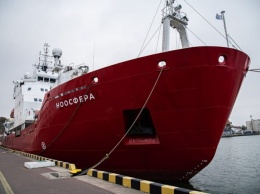 Украинский ледокол "Ноосфера" отправляется в первый рейс в Антарктиду