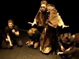 Любителям театра: в Криворожском академическом городском театре «Академия движения» готовят премьеру «Слепые»
