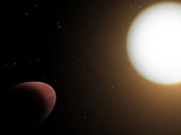 Ученые обнаружили планету, которая под влиянием звезды стала похожа на мяч для регби
