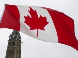 Канада отзывает сотрудников посольства в Украине
