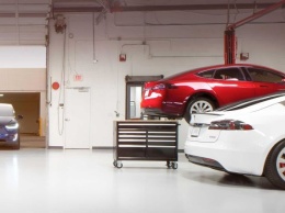 Трехлетние электромобили Tesla вошли в тройку самых проблемных в Германии