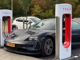 Tesla вставит всем: компания открыла Supercharger для «чужих» электрокаров