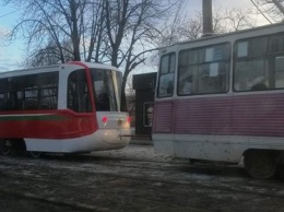 В Кривом Роге сломался обновленный трамвай