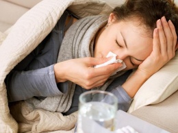Симптомы совпадают: как отличить простуду и «Омикрон»