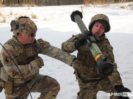 Военнослужащие ООС начали осваивать новые американские гранатометы