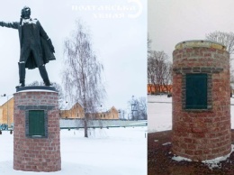 В Полтаве демонтировали памятник Суворову