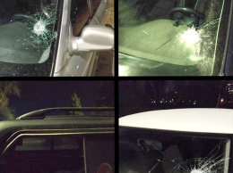 В Энергодаре хулиган молотком разбил лобовое стекло на шести автомобилях