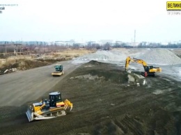 На будущей дороге в Одесский порт строят контрольно-пропускной пункт