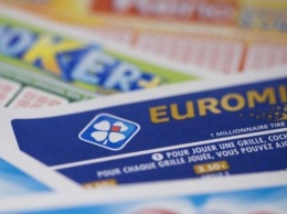 В Великобритании в лотерею сорвали джекпот в $149 млн
