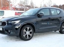 В Швеции заметили обновленный Volvo XC40