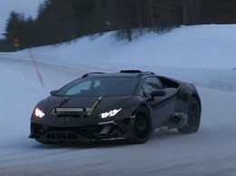 Lamborghini тестирует внедорожный спорткар Huracan (ВИДЕО)