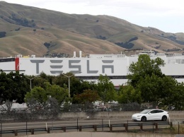 Власти США обнаружили доказательства расизма на заводе Tesla