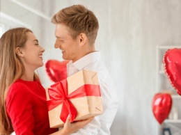 ТОП-идей для подарка парню на День святого Валентина