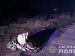 Под Одессой пьяный водитель сбил девушку с младенцем в коляске