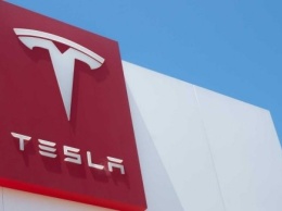 Tesla откроет в Пекине дизайн-студию