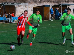 Крымские футболисты готовятся к возобновлению сезона